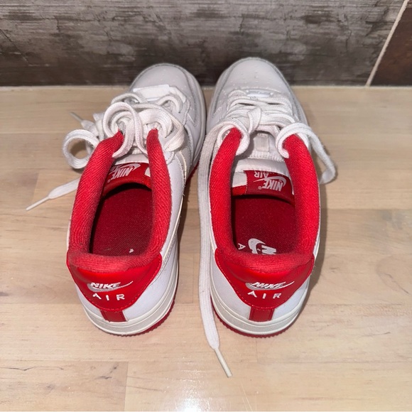 Nike Air Force 1 Low University Red - Picture 4 of 8